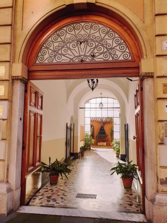 Vacanze Romane Colosseo Apartment エクステリア 写真