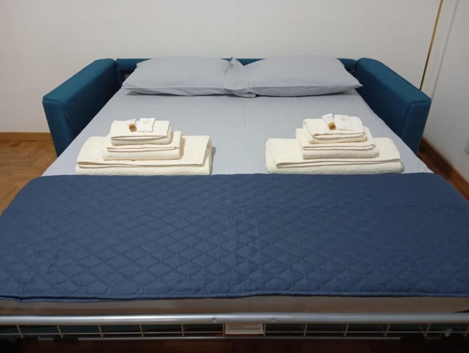 Vacanze Romane Colosseo Apartment エクステリア 写真