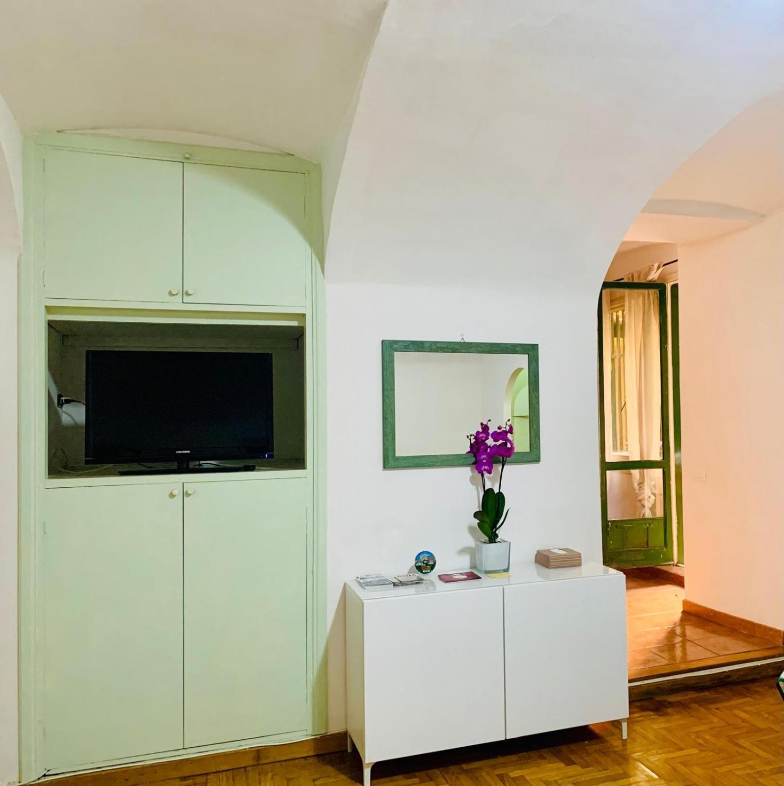 Vacanze Romane Colosseo Apartment エクステリア 写真